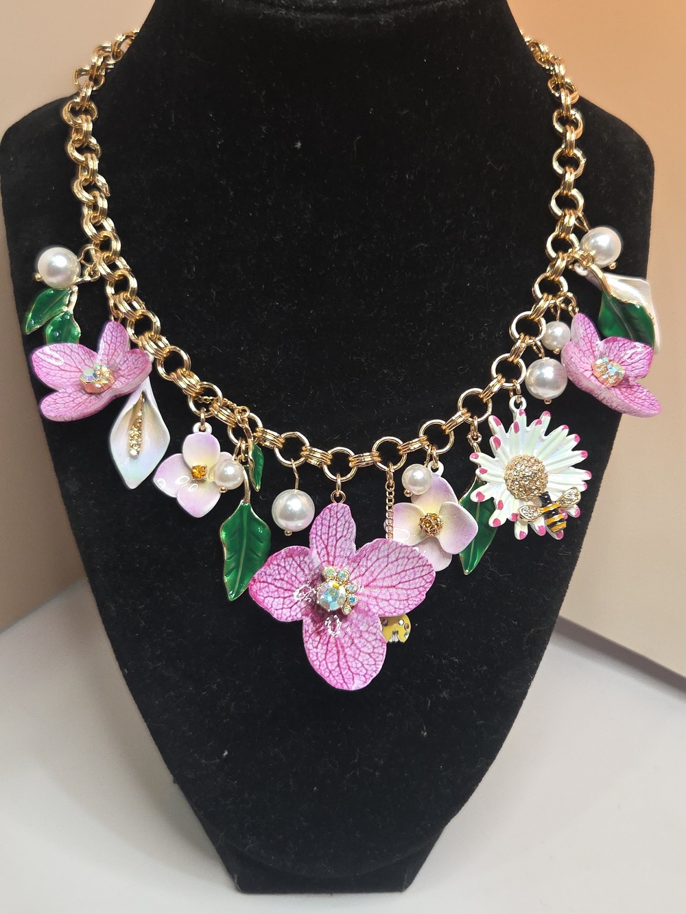 💕🔹️Betsey Johnson 🔹️flower Bouquet Frontal Purple 16in Necklace And Earring - Picture 4 of 9